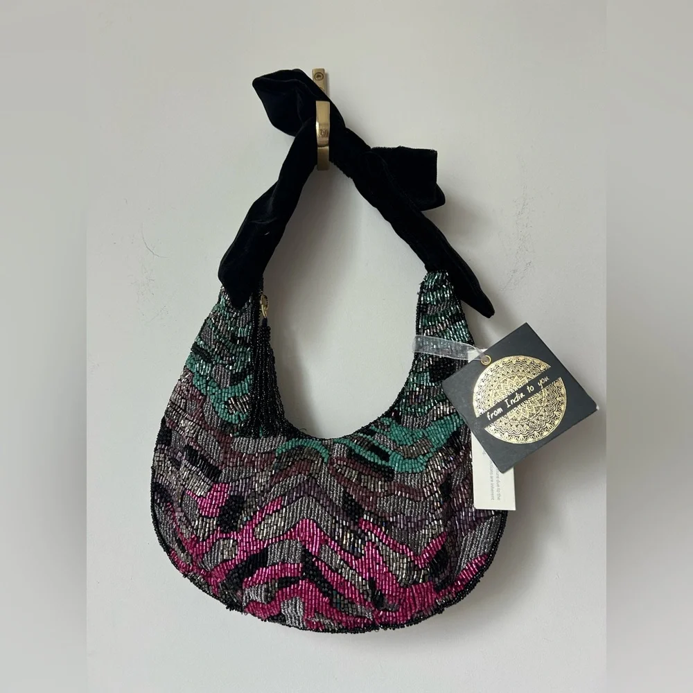 N/A stylish chic
